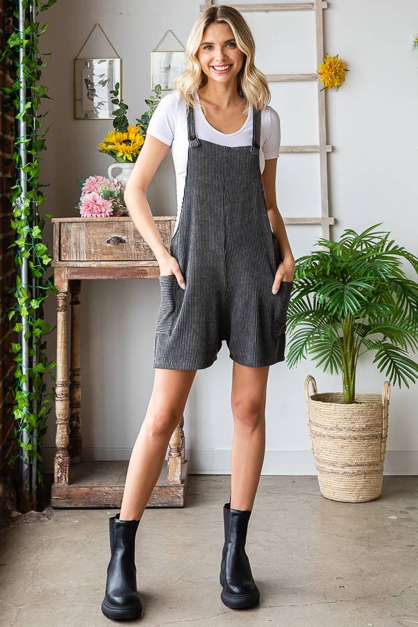 Casual Ribbed Romper with Patch Pockets R5168: Black / S-XL