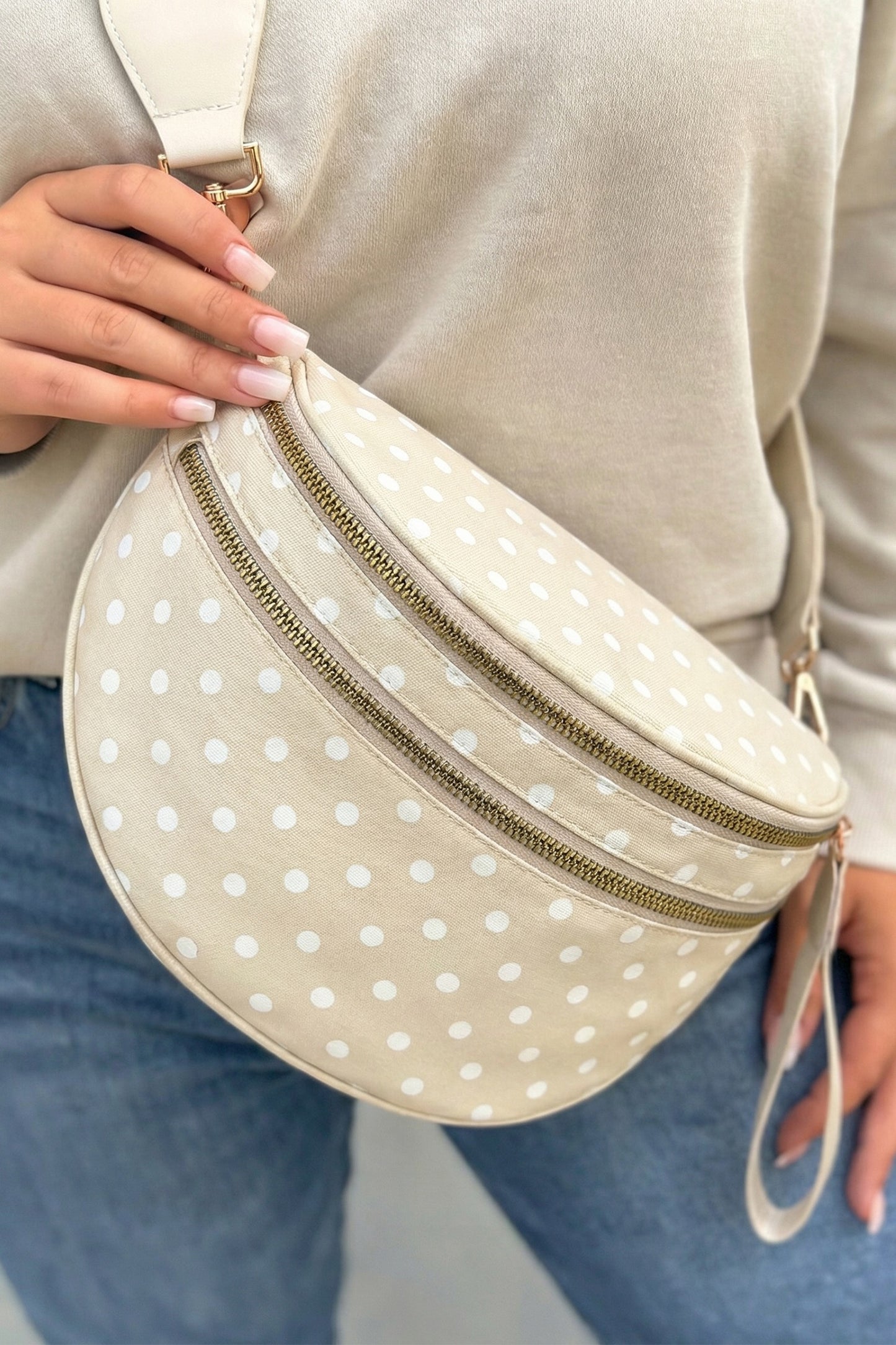 Crossbody Bags